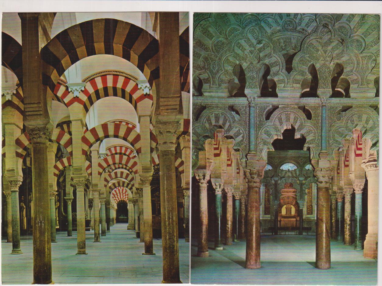 Córdoba.- Lote de 2 Postales de la Mezquita: Vista del Mihrab y Vista interior